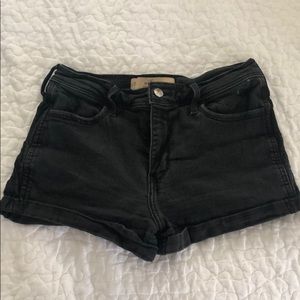 Hollister short short jean black sz 7 28 hi rise